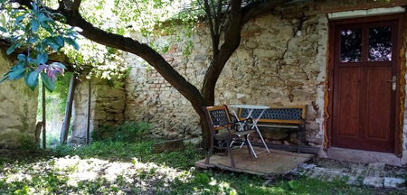 Útulný domek s malou zahrádkou, Dačice, Czechia