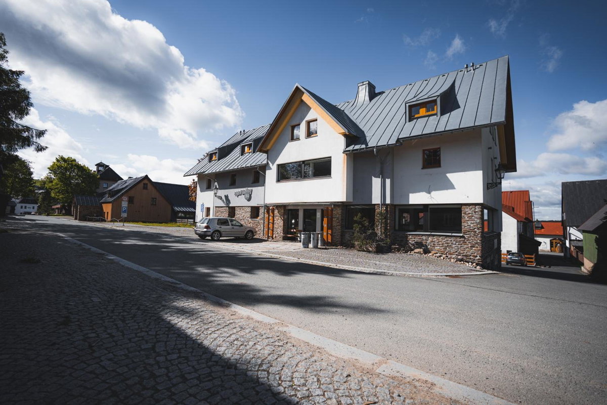Hotel · Apartmány Jurica Boží Dar 84, Boží Dar
