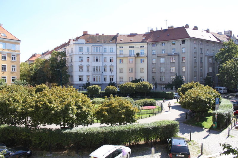 Cosy Apartment Under the Tower, Prague, Czechia