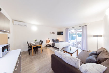 Apartmán Sophia 4 s terasou, Velké Losiny, Czechia