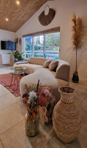 zen-bungalow NO 2 met sauna en hottub, Rheezerveen, The Netherlands