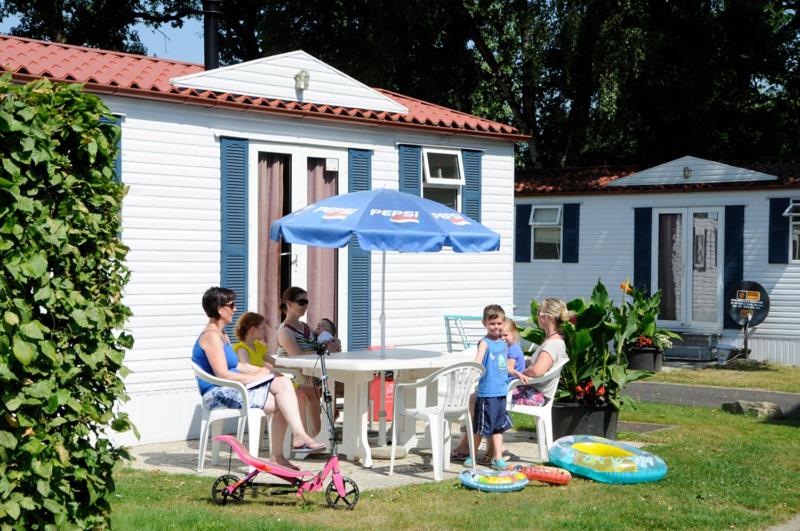 Vakantiepark Wilhelm Tell Superieur Chalet, Oudsbergen, Belgium