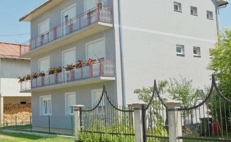 Apartment Tina Gračac, Gračac, Croatia