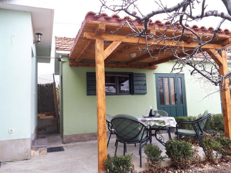Seaside apartment for 2 p, Trogir, Croatia
