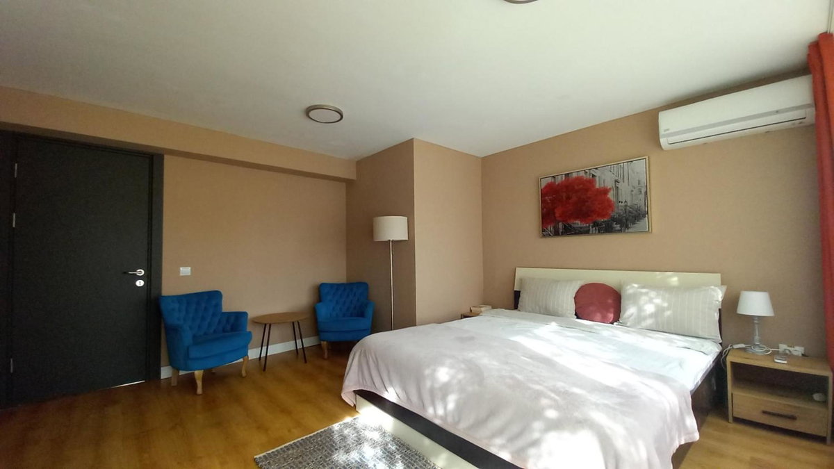 Hotel · 4 Seasons Apartments, Bistriţa