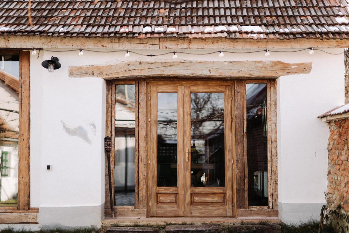 Sura din Joseni, Romania