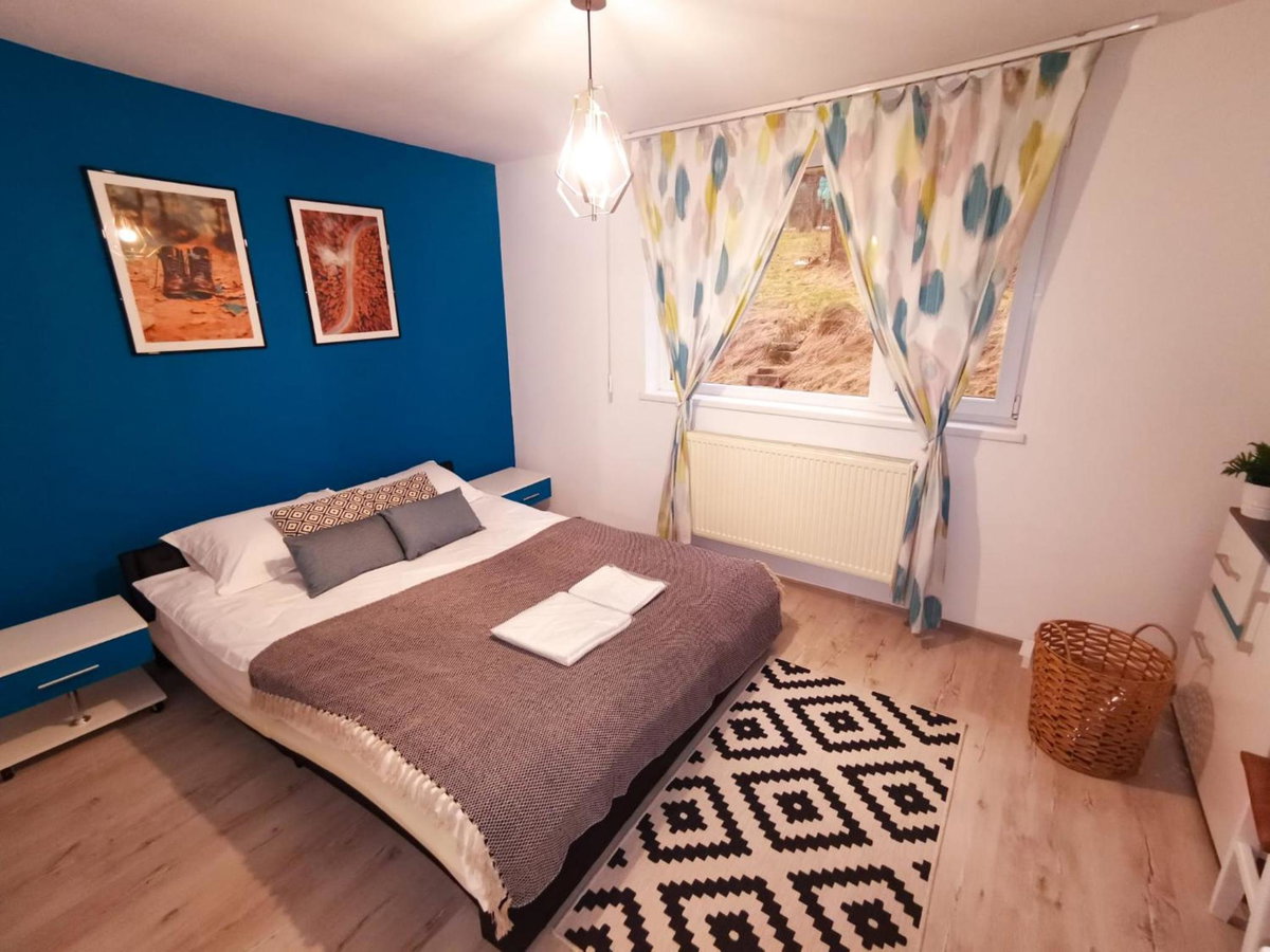 105500 Apartment, Romania
