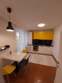 Chic Apartament, Deva, Romania