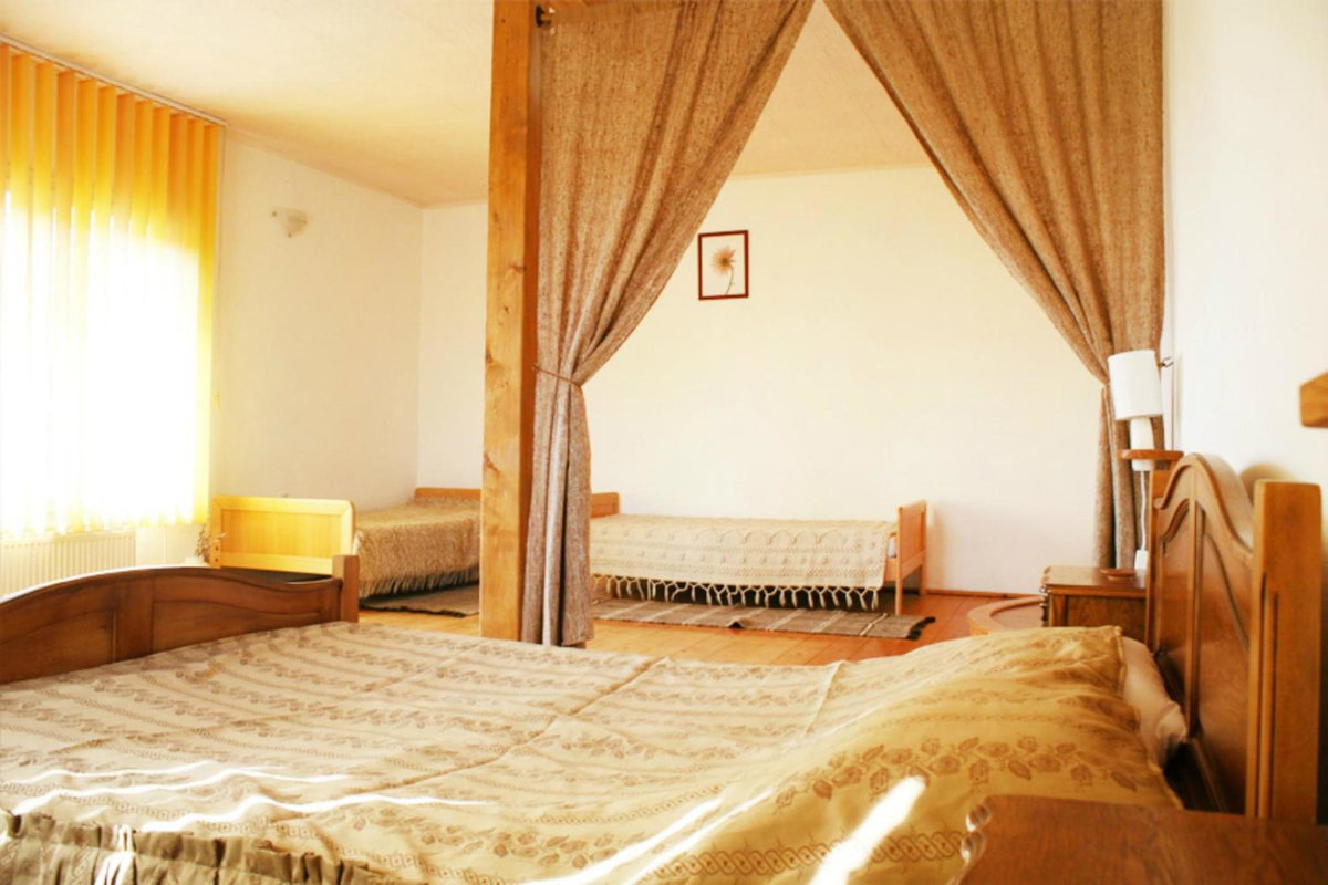 Casa Fortyogo, Romania