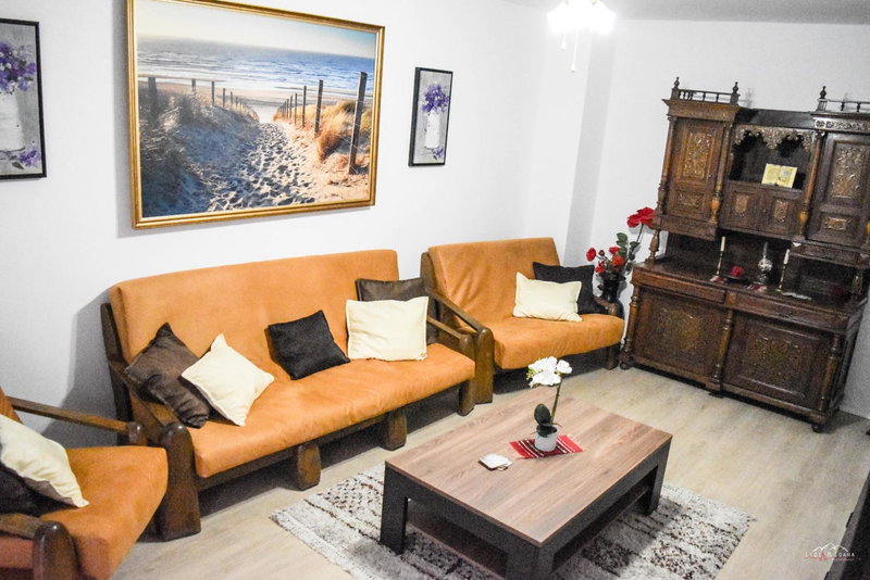 Spacious and cozy 3BD+Terrace Couples Apartment, Timişoara, Romania