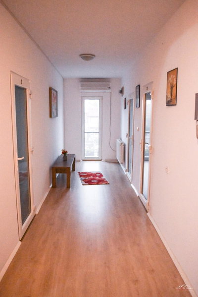 Spacious and cozy 3BD+Terrace Couples Apartment, Timişoara, Romania