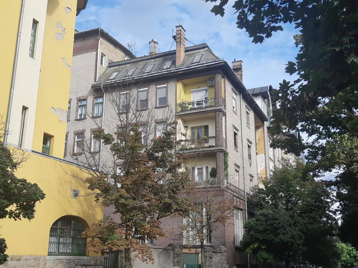 2 Bedroom Apartment near Heroes Square, Hungary