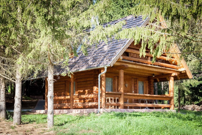 Manka Kisrönkház, Ispánk, Hungary
