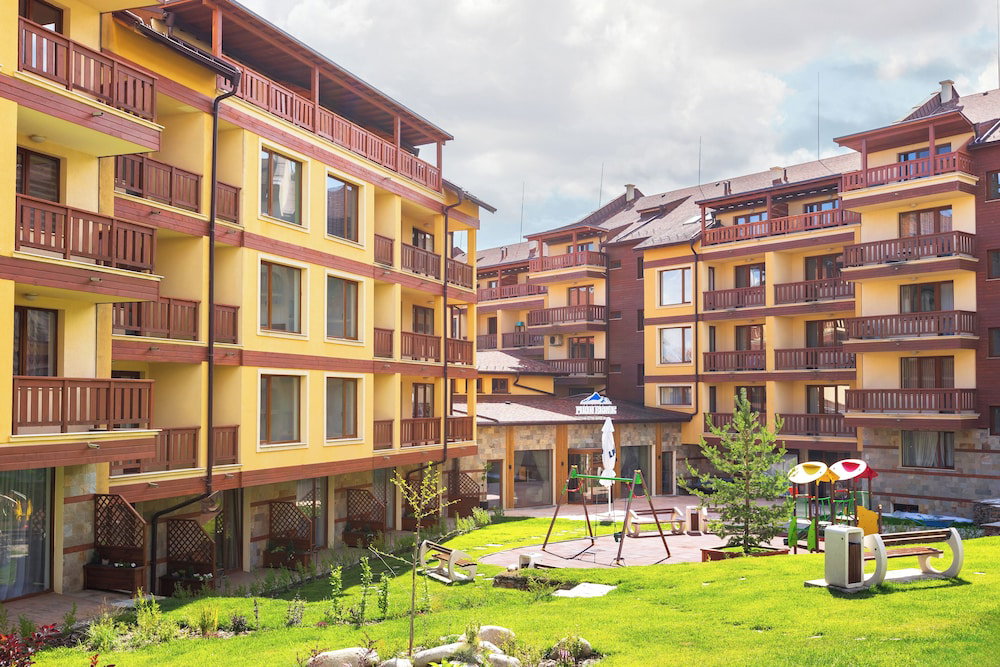 Pirin Sense Apartment Complex, Болгария