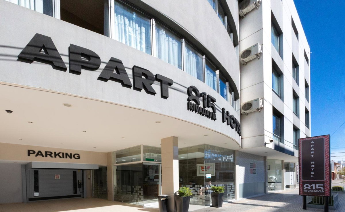 Hotel · Apart Hotel Rivadavia 815, Neuquén