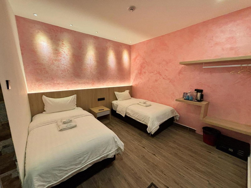 Red's Hotel, Bintulu, Malaysia