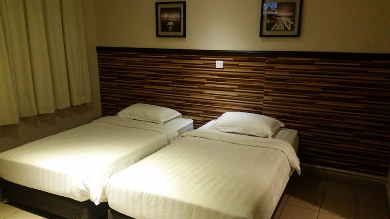 Hotel Iskandar, Kota Kinabalu, Malaysia