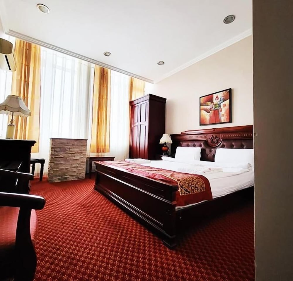 Hotel Royal, Serbia