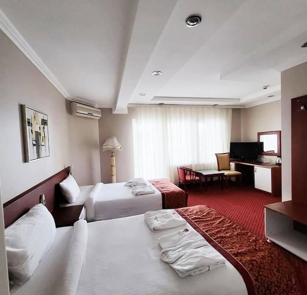 Hotel Royal, Pristina, Serbia