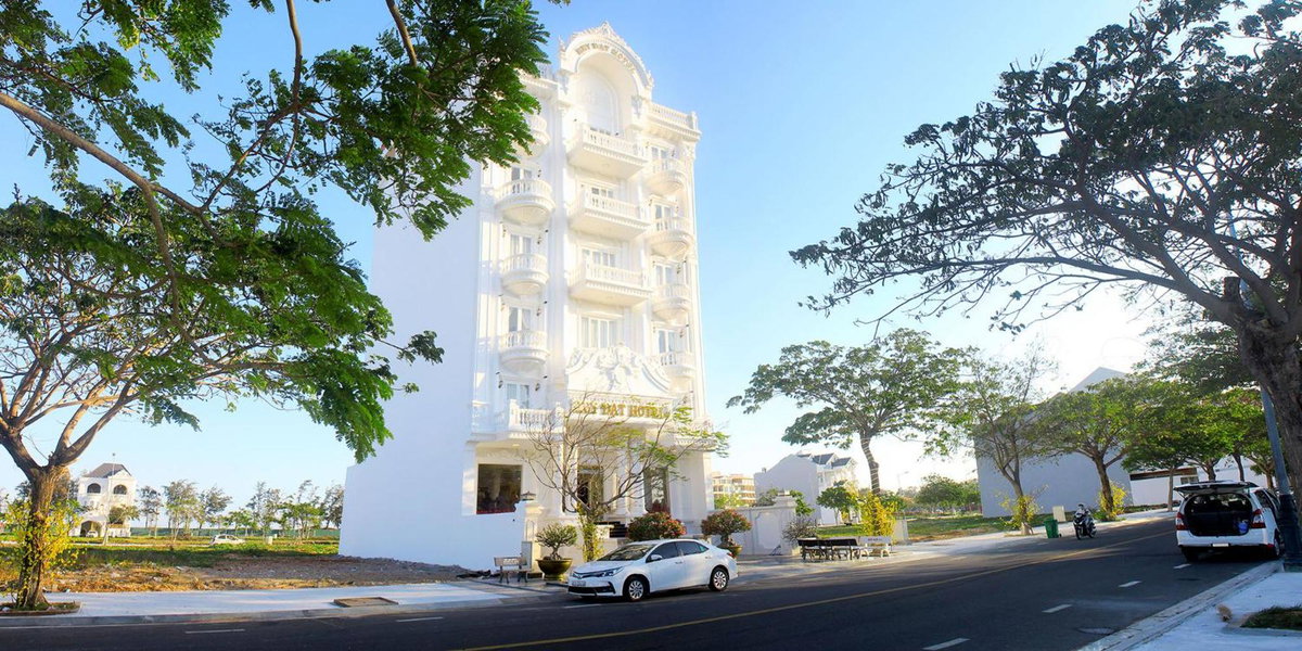 Huy Đạt Hotel, Vietnam