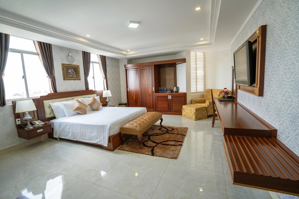 Hotel · Duc Long Gia Lai Hotels & Apartment, Pleiku