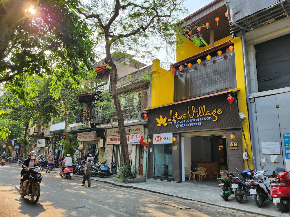 Lotus Village Hotel, Vietnam