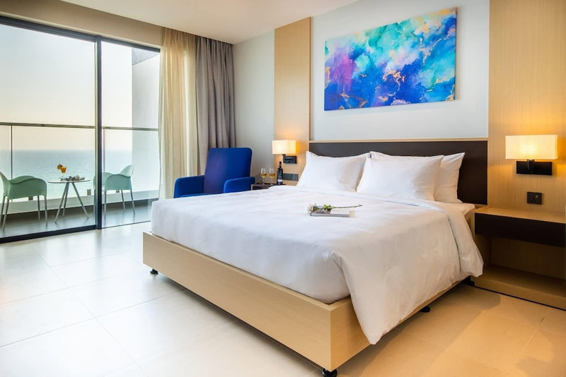 EMS HOUSE Sea View Apartment - The Arena Cam Ranh, Cam Ranh, Vietnam