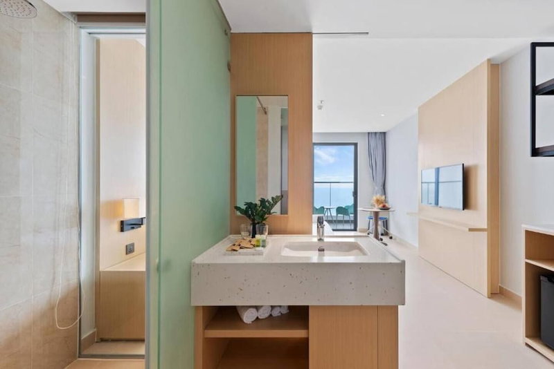 EMS HOUSE Sea View Apartment - The Arena Cam Ranh, Cam Ranh, Vietnam