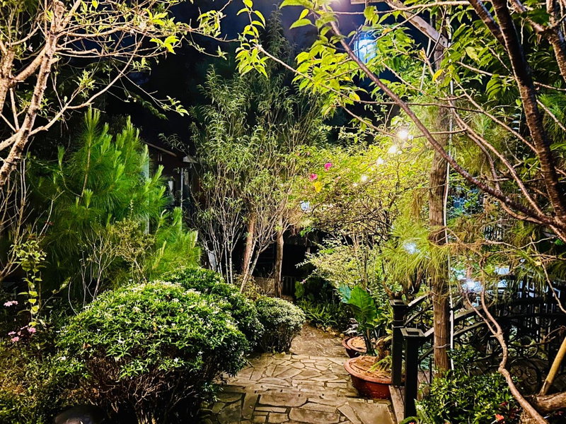 BAZAN HOME - Hotel & Bungalow, Pleiku, Vietnam