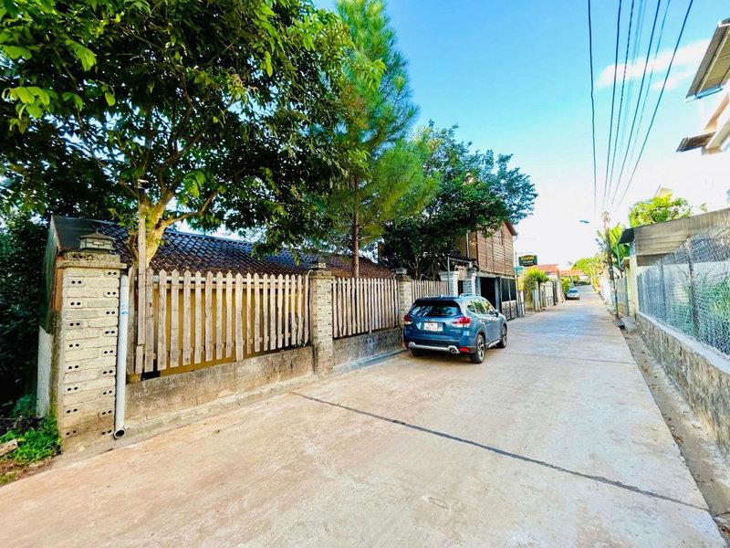 BAZAN HOME - Hotel & Bungalow, Pleiku, Vietnam