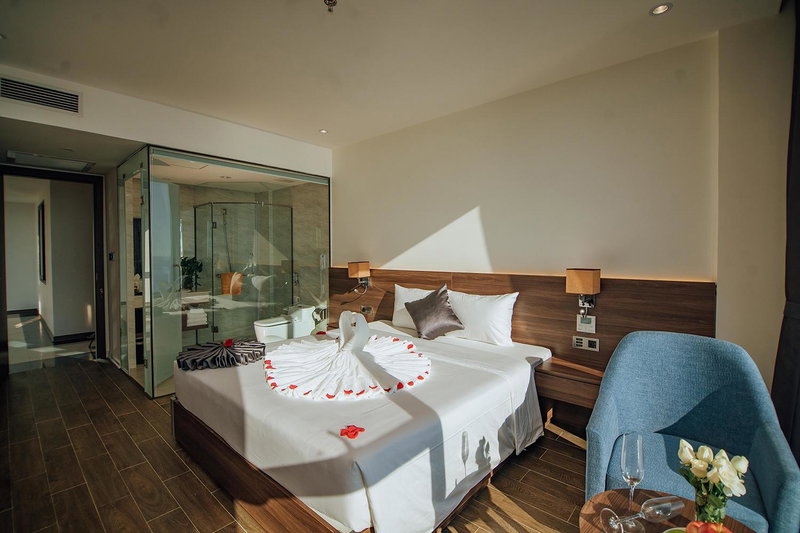 Phương Bắc Luxury Hotel, Dong Hoi, Vietnam