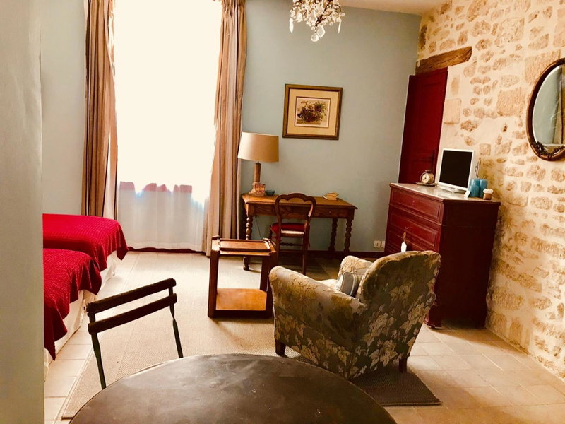 Le trente trois, Uzès, France