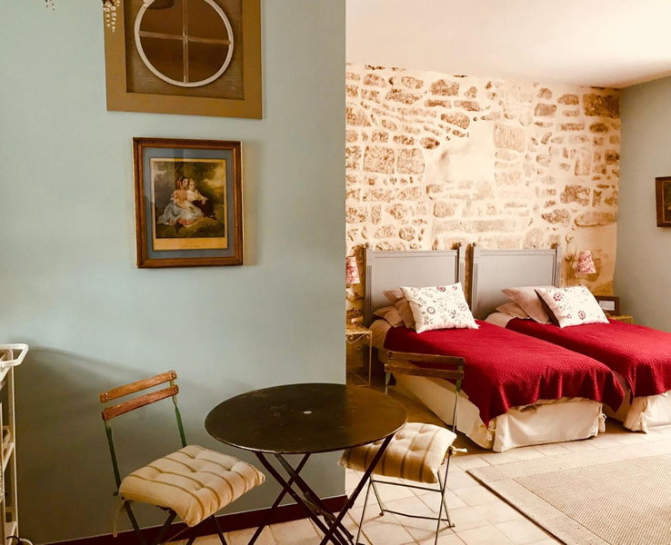 Le trente trois, Uzès, France
