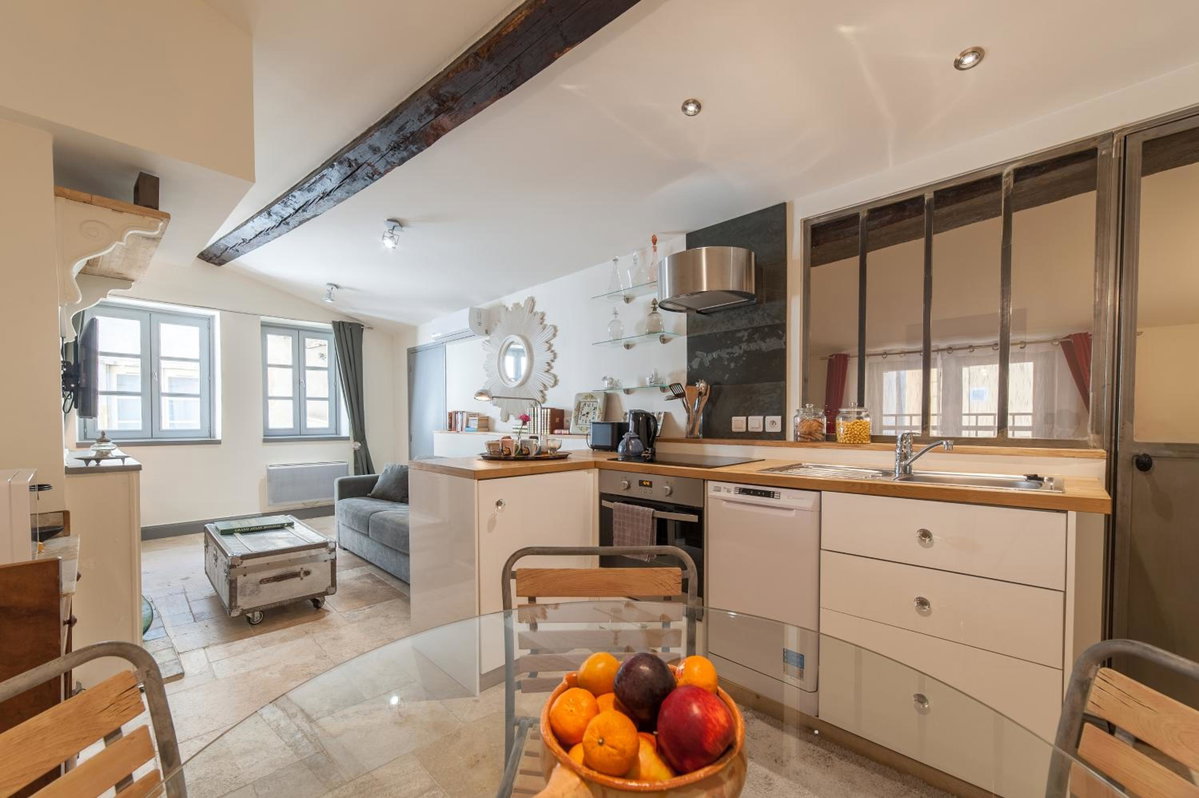 La Maison Debourg, Франция