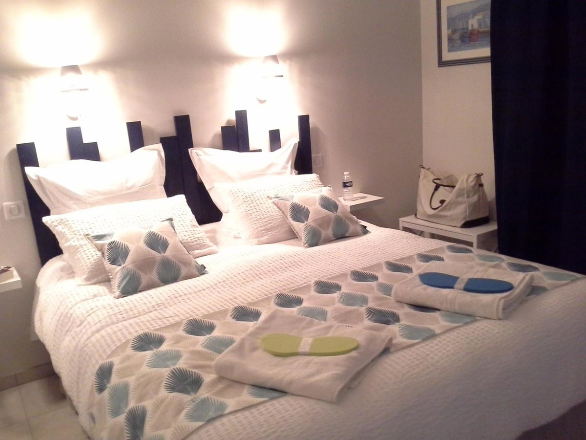 Hotel · Crisalys Chambres d'Hôtes, Pessac
