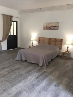 Mas d'Auzières, Saint-Gilles, France
