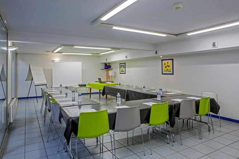 B&B HOTEL Aurillac Le Lioran, Aurillac, France