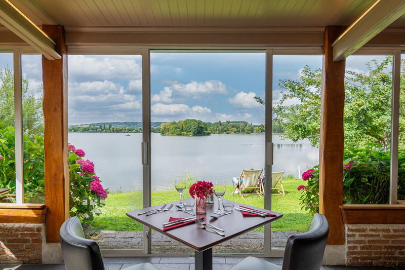 Eden Park Hotel Restaurant, Pont-lʼÉvêque, France