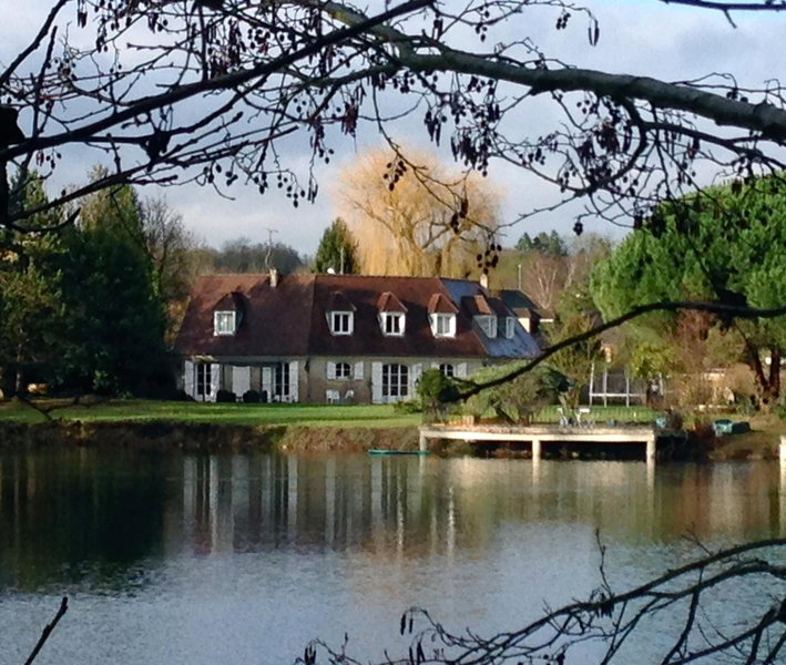 La maison du lac, Auvers-sur-Oise, France