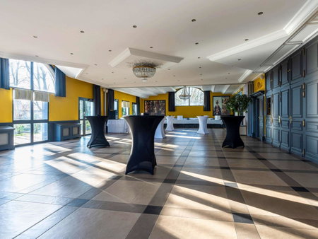 ibis Styles Douai Gare Gayant Expo, Douai, France
