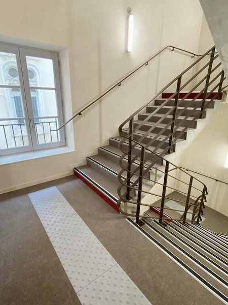 Hostel Flamingo Nîmes Centre Gare, Nîmes, France