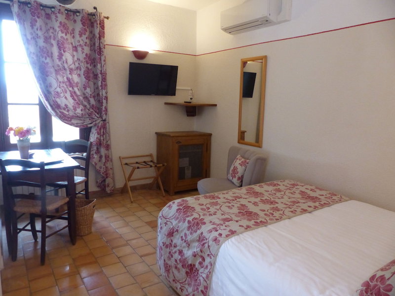 Hotel Charembeau, Forcalquier, France