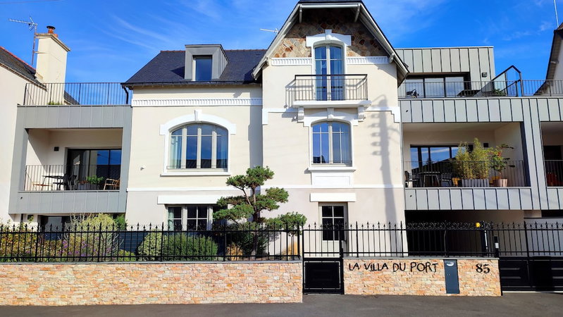 Appart Hôtel & Spa La Villa Du Port, Vannes, France