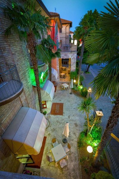 Hotel Moderno, Assisi, Italy