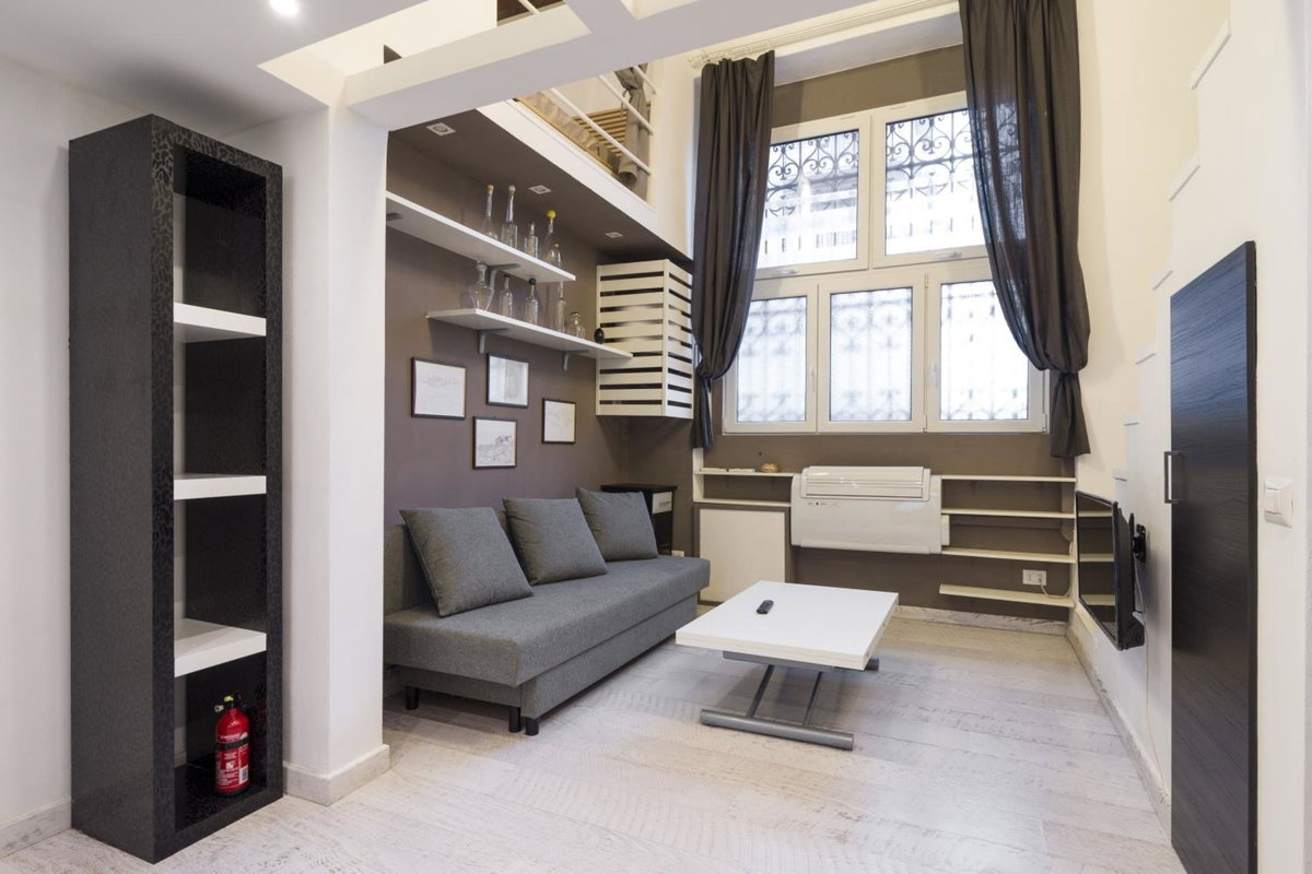 Hotel · PrimoPiano - Schiaparelli A Flat, Milan