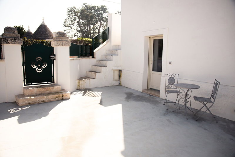Trulli Donna Isabella, Locorotondo, Italy