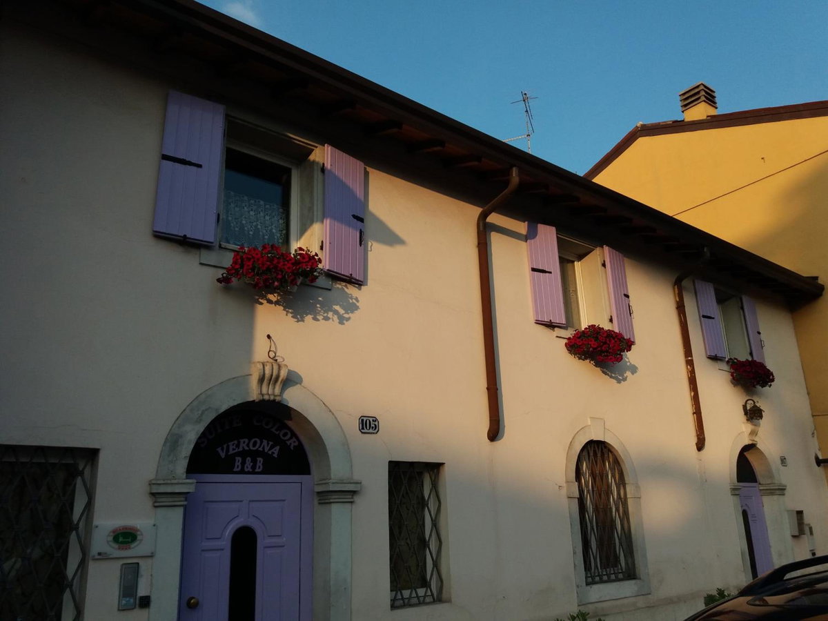 Suite Color Verona, Italy