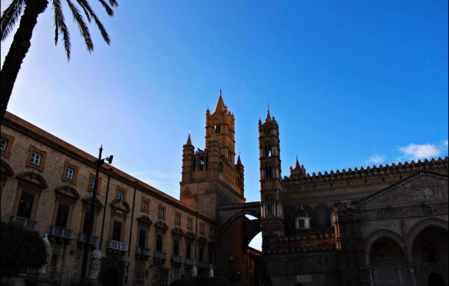 Dietro la Cattedrale, Palermo, Italy