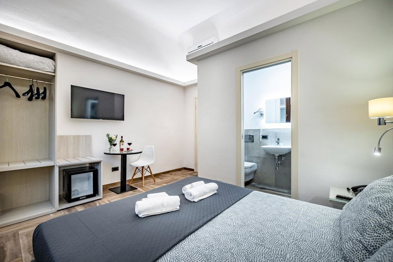 B&B Lorenzo de' Medici, Florence, Italy