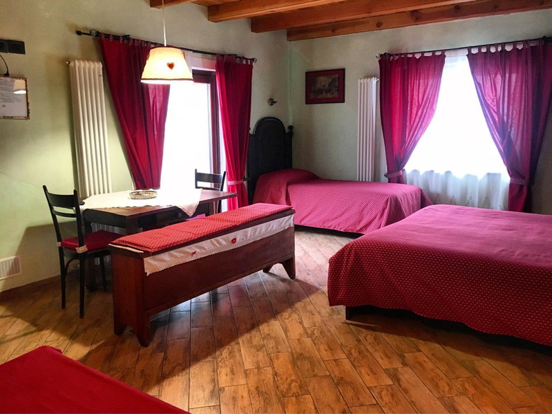 Agriturismo B&B Chèvres à Cheval, Aosta, Italy